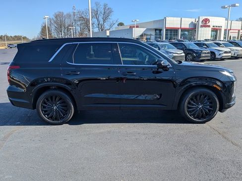 Used 2025 Hyundai Palisade Calligraphy image 3