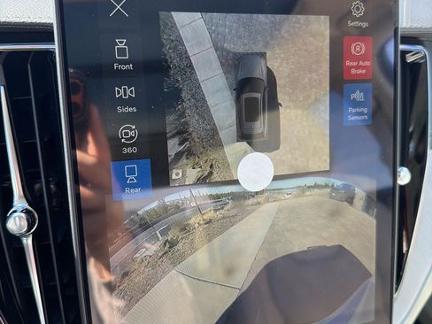 New 2026 Volvo XC60 B5 Ultra w/ Protection Package Premier image 59