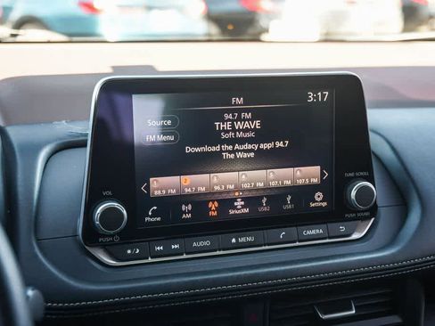 Used 2023 Nissan Rogue SV FWD image 22