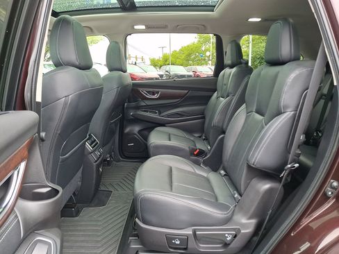 Used 2023 Subaru Ascent Touring AWD/4WD image 10