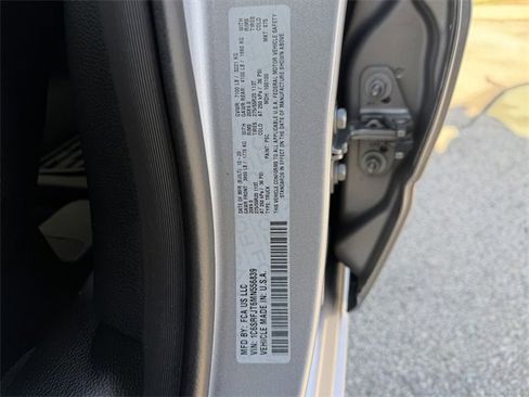 Used 2021 RAM 1500 Laramie image 31