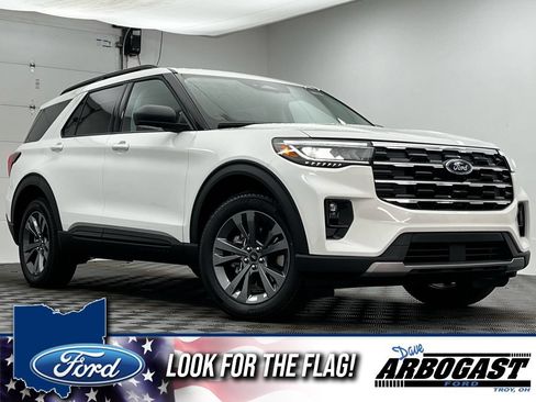 Used 2026 Ford Explorer Active w/ Active Comfort Package AWD/4WD image 1