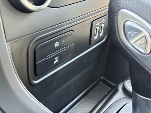Used 2022 Ford EcoSport S AWD/4WD image 7