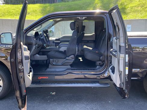 Used 2018 Ford F150 XL w/ Equipment Group 101A Mid AWD/4WD image 7