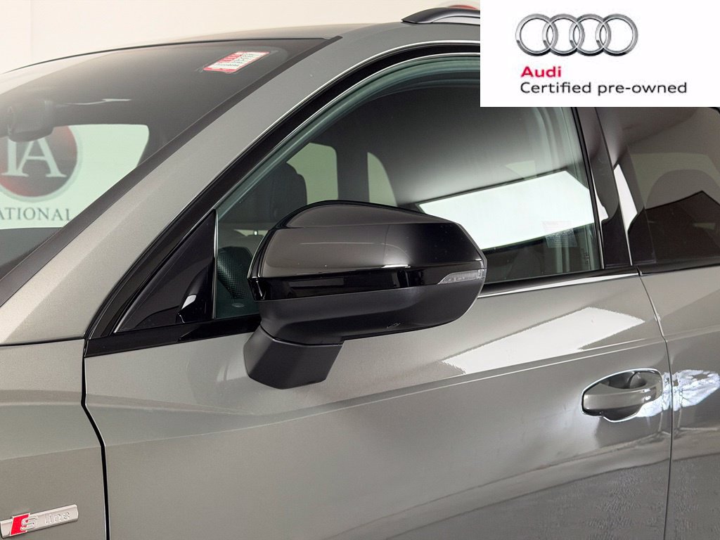 Certified 2025 Audi Q3 2.0T Premium Plus w/ Premium Plus Package AWD/4WD image 12