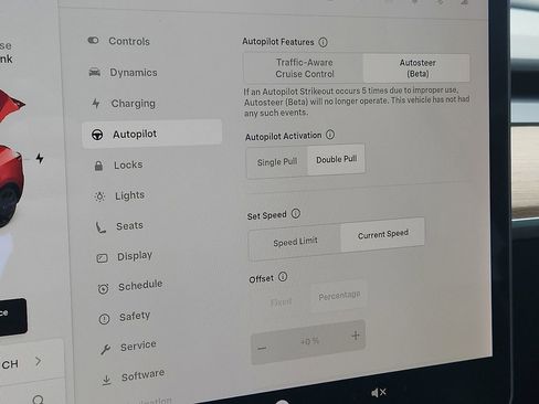 Used 2021 Tesla Model Y Long Range image 25