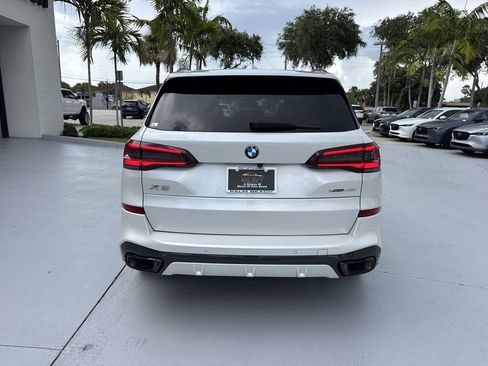 Used 2023 BMW X5 xDrive40i w/ M Sport Package AWD/4WD image 2