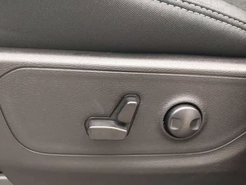 Used 2025 RAM 1500 Big Horn AWD/4WD image 18