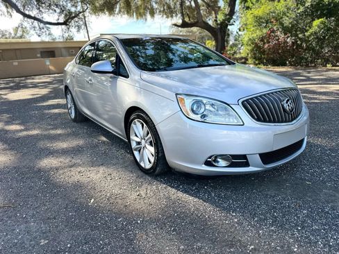Used 2012 Buick Verano FWD image 3