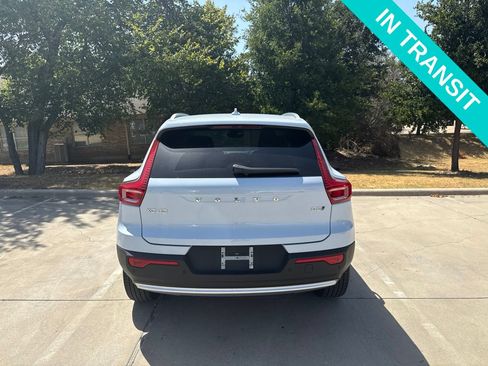 Certified 2024 Volvo XC40 B5 Ultimate w/ Protection Package Premier AWD/4WD image 6