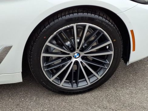 Used 2021 BMW 530e w/ Parking Assistance Package RWD image 7