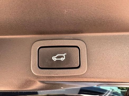 Used 2017 Land Rover Range Rover Sport HSE Dynamic AWD/4WD image 14