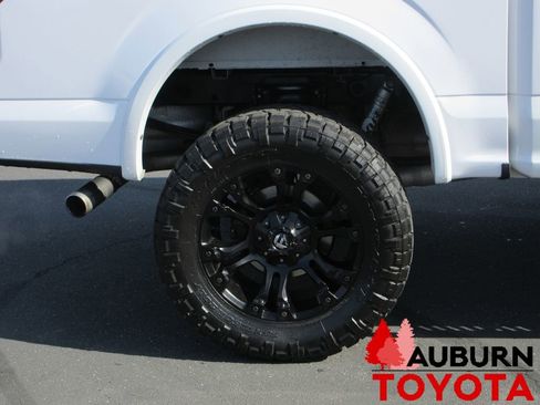 Used 2015 Ford F150 XLT w/ Equipment Group 302A Luxury image 4