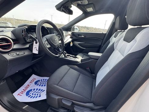 New 2026 Chevrolet Trax RS image 13