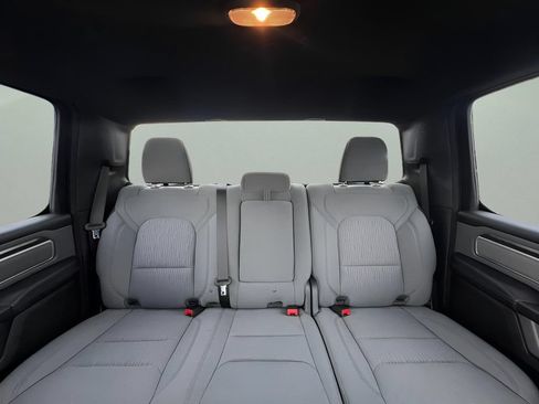 Used 2021 RAM 1500 Big Horn AWD/4WD image 19