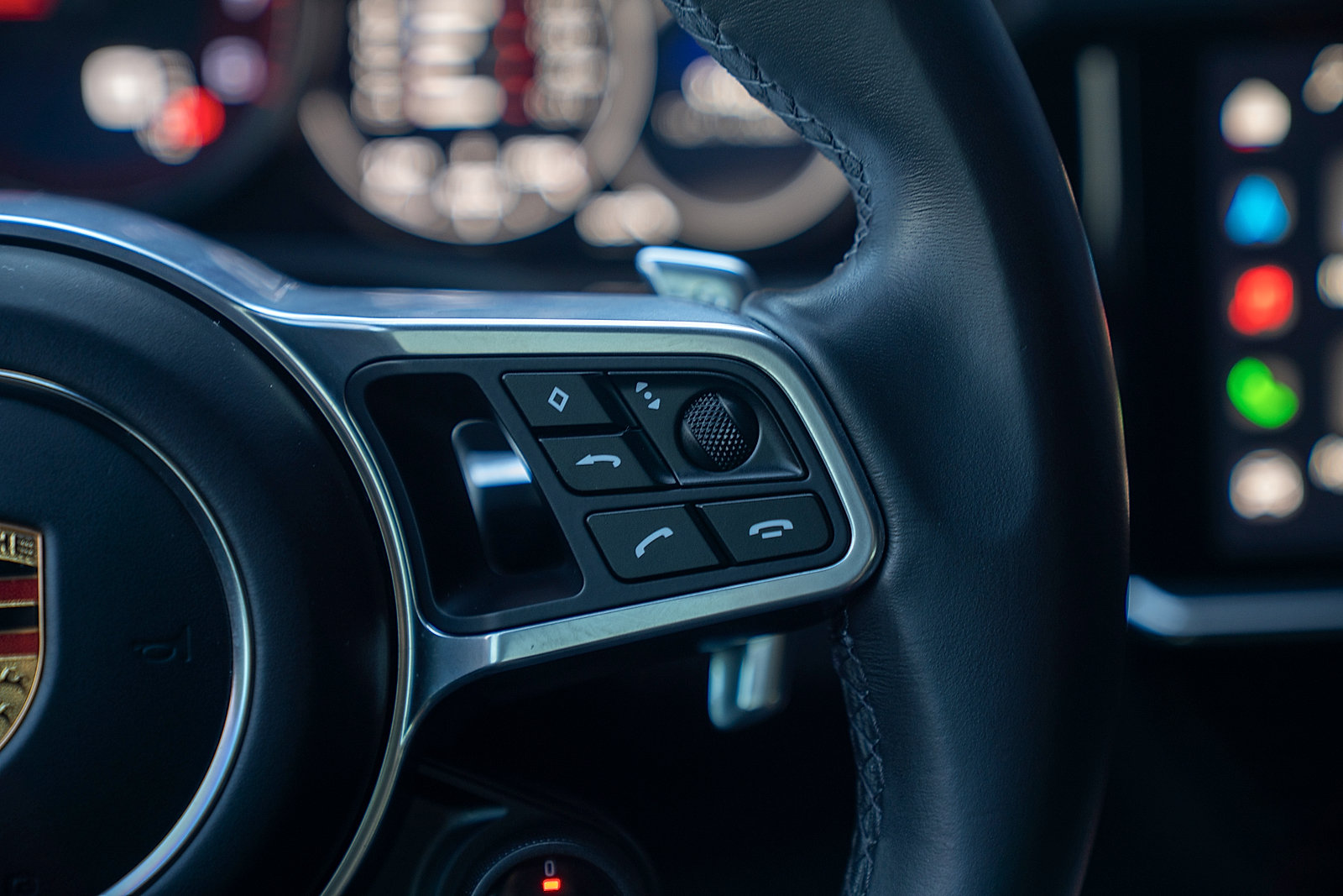 Certified 2023 Porsche Cayenne GTS AWD/4WD image 8