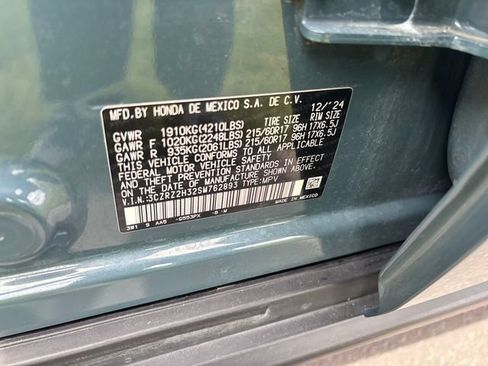 Certified 2025 Honda HR-V LX image 30