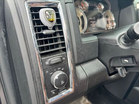 Used 2017 RAM 1500 Laramie Longhorn image 15