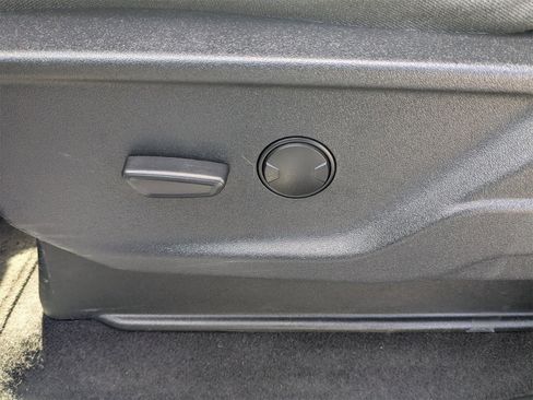 Used 2024 Ford F150 XLT w/ Mobile Office Package image 19