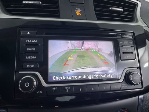 Used 2017 Nissan Sentra SR FWD image 15