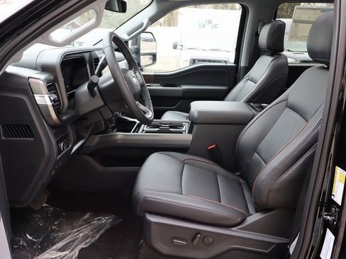 New 2026 Ford F350 Lariat w/ Black Appearance Package image 28