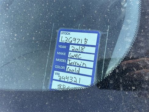 Used 2018 GMC Terrain SLE w/ Driver Convenience Package image 11