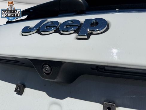 Used 2025 Jeep Compass Limited AWD/4WD image 17