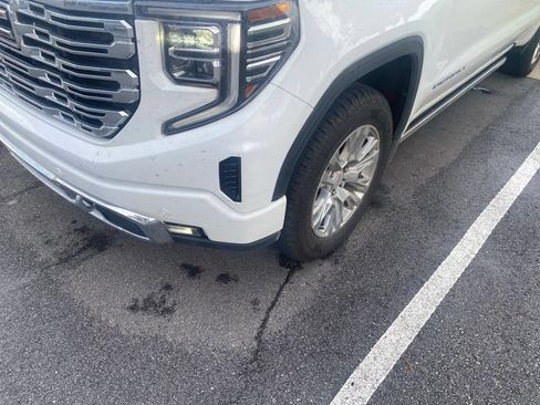 Used 2023 GMC Sierra 1500 Denali w/ Technology Package AWD/4WD image 2