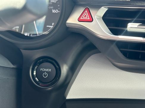 New 2026 Toyota Sienna XLE FWD image 21