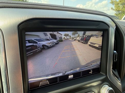 Used 2020 GMC Sierra 1500 SLT AWD/4WD image 27