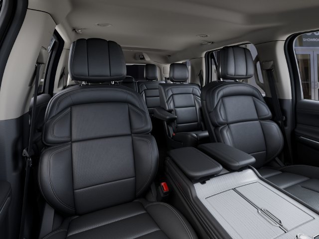 New 2027 Lincoln Navigator Premiere RWD image 10
