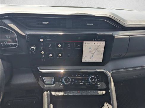 Used 2022 GMC Sierra 1500 AT4X AWD/4WD image 11