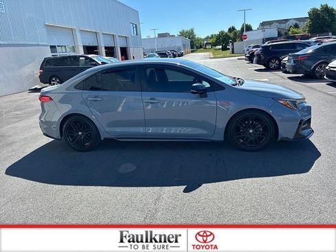Used 2022 Toyota Corolla SE FWD image 5