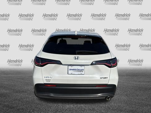 Certified 2025 Honda HR-V Sport image 9