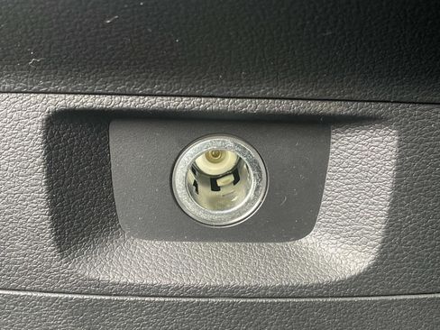 Used 2020 Audi Q5 2.0T Premium w/ Titanium Sport Package image 14