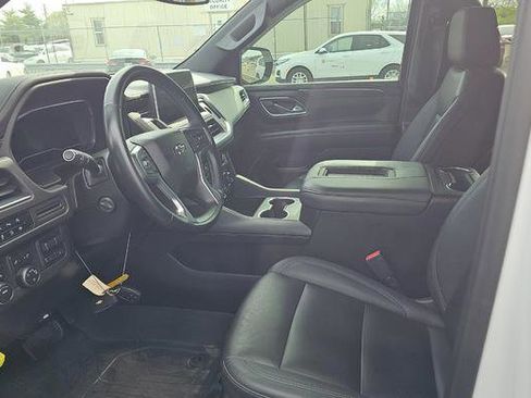 Used 2023 Chevrolet Tahoe Z71 w/ Luxury Package image 4