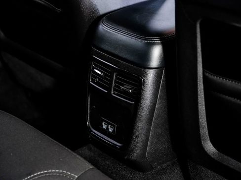 Used 2023 Dodge Charger R/T w/ Blacktop Package image 35