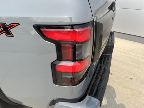 New 2025 Nissan Frontier PRO-4X image 15