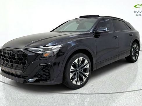 Used 2024 Audi Q8 Premium Plus AWD/4WD image 3