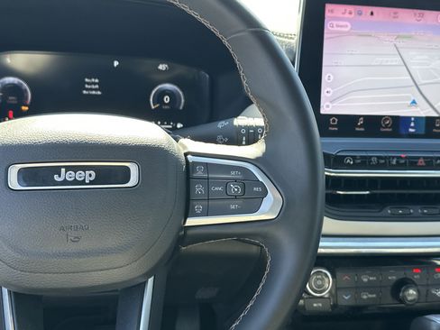 Used 2022 Jeep Compass Limited w/ Elite Group image 27