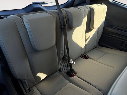 Certified 2023 Subaru Ascent Premium w/ Convenience Package image 18