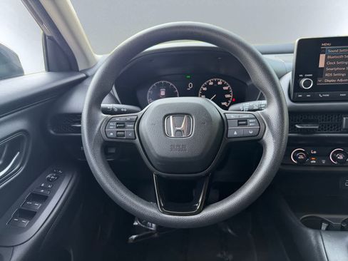 Used 2025 Honda HR-V LX image 17