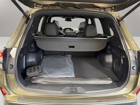 Used 2026 Subaru Forester Limited image 37