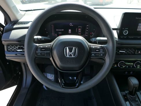 Used 2023 Honda Accord EX image 18
