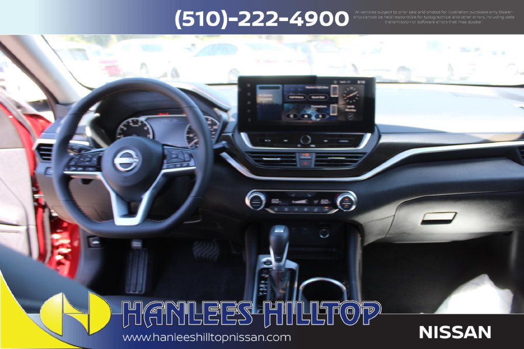 New 2025 Nissan Altima 2.5 SR w/ SR Premium Package FWD image 18