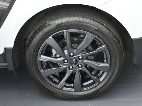 Used 2023 Chevrolet Equinox RS image 31