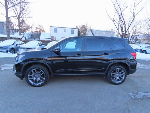 Certified 2023 Honda Passport EX-L image 3