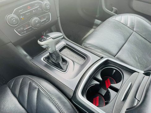 Used 2016 Dodge Charger SRT w/ Harman/Kardon Audio Group RWD image 21