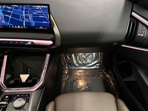 Used 2025 BMW X3 xDrive30i w/ Convenience Package image 31