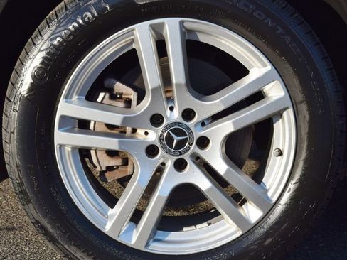 Used 2020 Mercedes-Benz GLB 250 4MATIC image 28